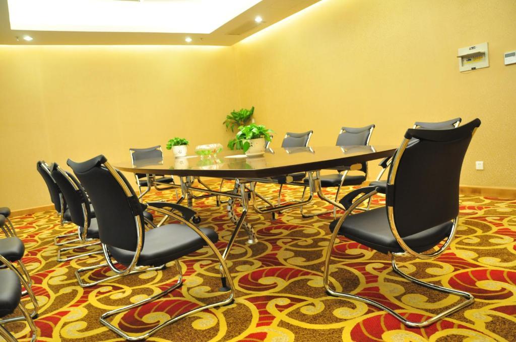 New Cozy Harbour Hotel Nanning Eksteriør billede